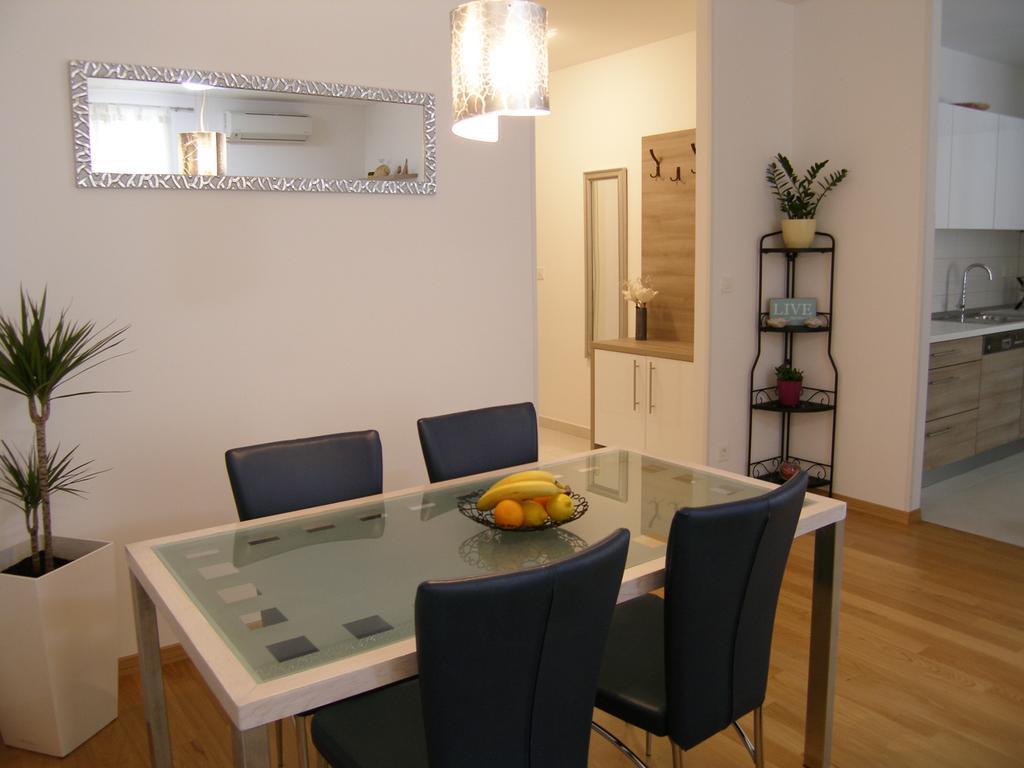 Momentum Apartment Split Oda fotoğraf